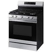 1331-19  30-in 5 Burners 6-cu ft Freestanding Smart Natural Gas Range (Stainless Steel) Samsung NX60A6111SS  -- SCRATCH & DENT, GOOD CONDITION